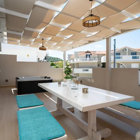 Villy - Zante Luxury Near The Sea Argassi