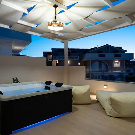 Villy - Zante Luxury Near The Sea Apartament *